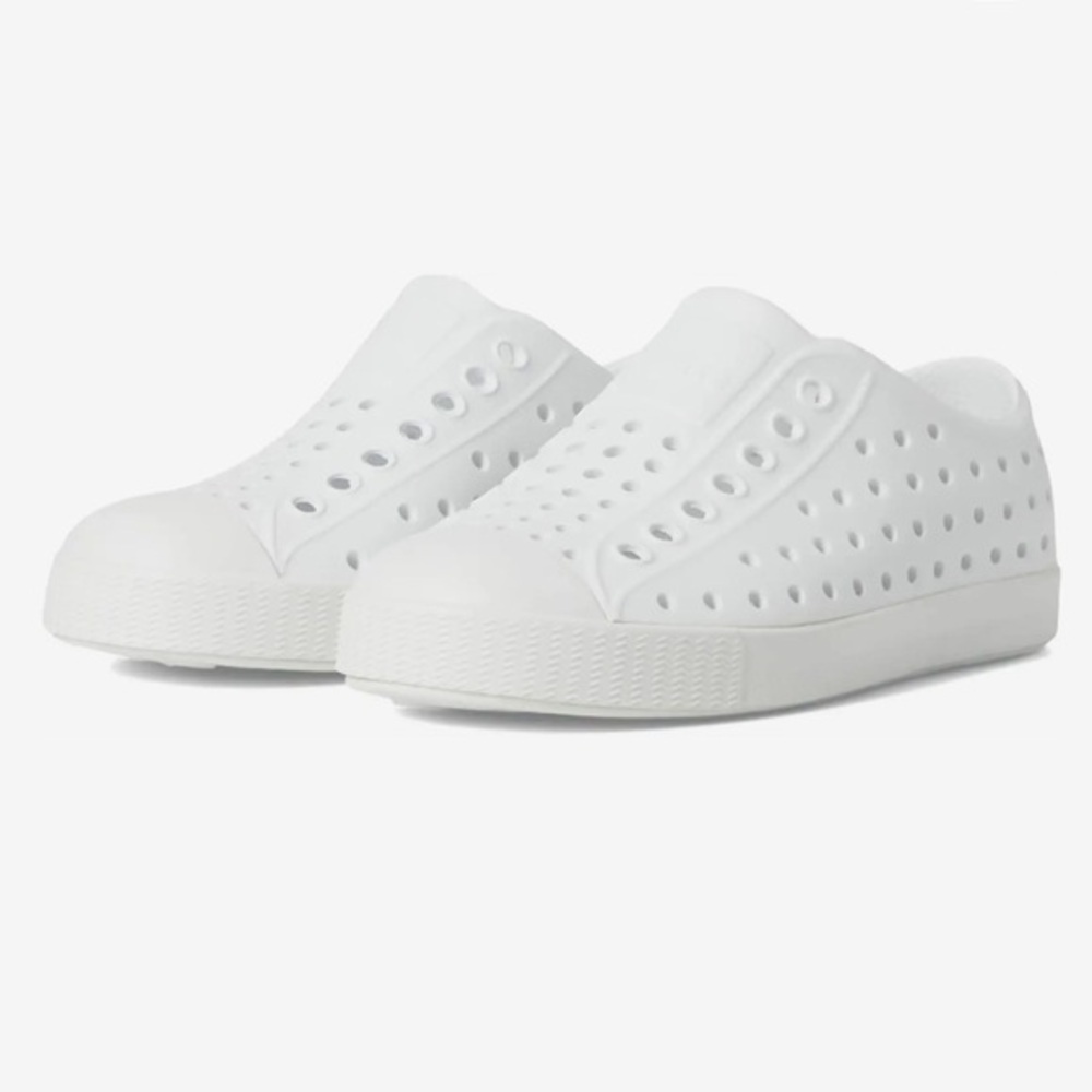 Women’s Native Jefferson Slip-On Sneaker size 8